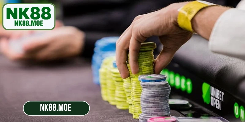 Hiểu rõ luật đánh bài là nền tảng để áp dụng các bí quyết một cách hiệu quả